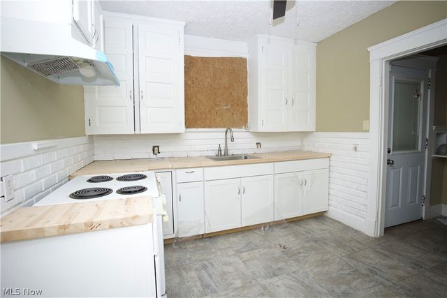 3394 E 102nd Street, Cleveland, OH 44104