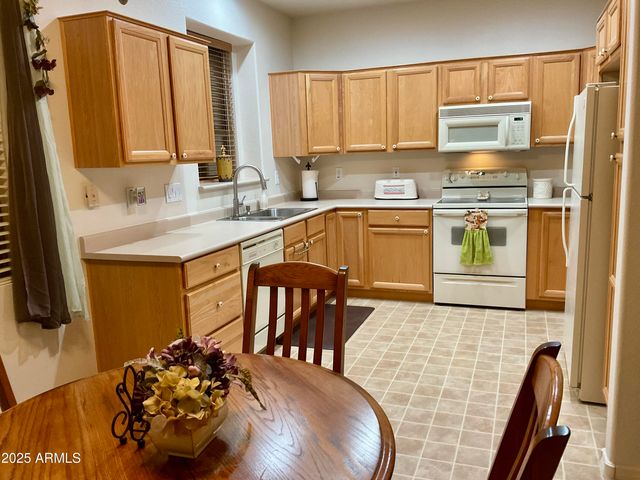 17970 W Deneen Way, Surprise, AZ 85374