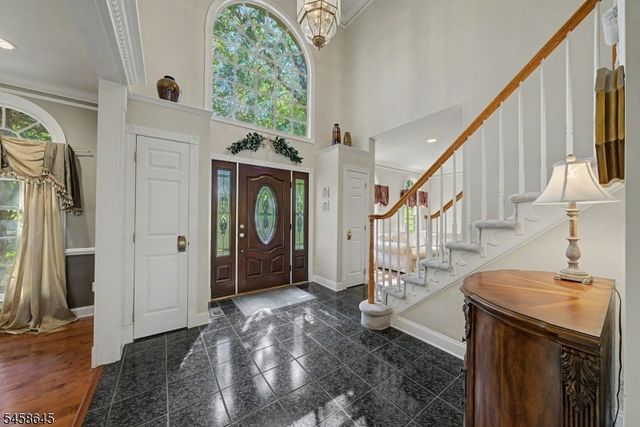52 Nicole Dr, Denville Twp., NJ 07834