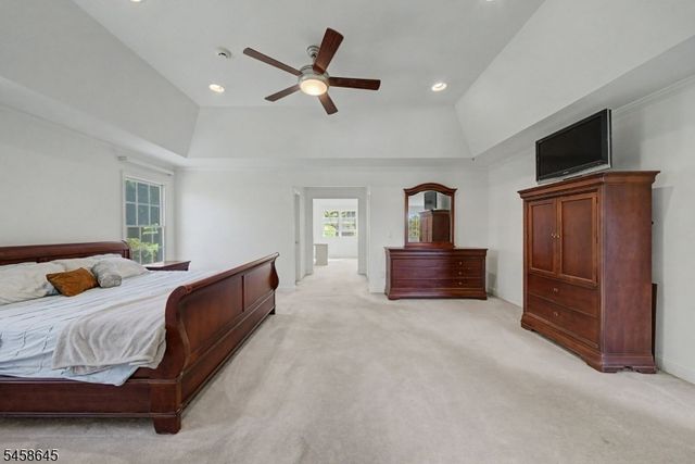 52 Nicole Dr, Denville Twp., NJ 07834