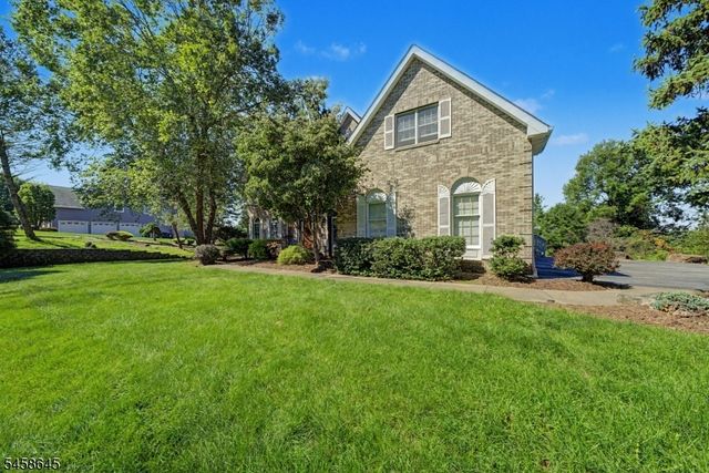 52 Nicole Dr, Denville Twp., NJ 07834