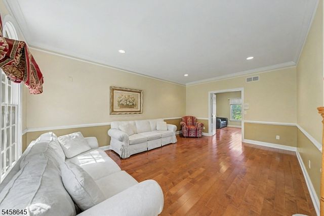 52 Nicole Dr, Denville Twp., NJ 07834