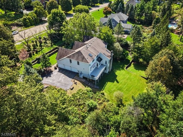 52 Nicole Dr, Denville Twp., NJ 07834