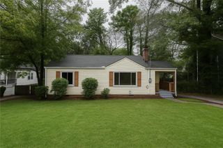 1123 Graymont Dr SW, Atlanta, GA 30310