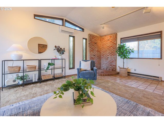 109 Ne 94TH St, Vancouver, WA 98665