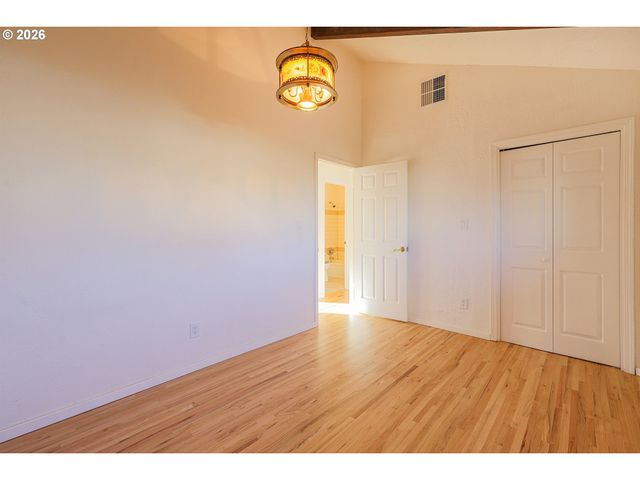 109 Ne 94TH St, Vancouver, WA 98665