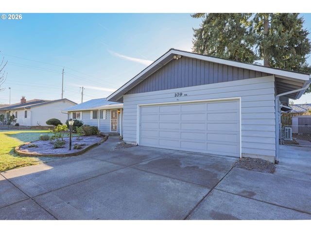 109 Ne 94TH St, Vancouver, WA 98665