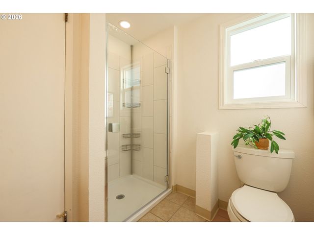 109 Ne 94TH St, Vancouver, WA 98665