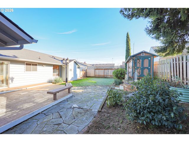 109 Ne 94TH St, Vancouver, WA 98665