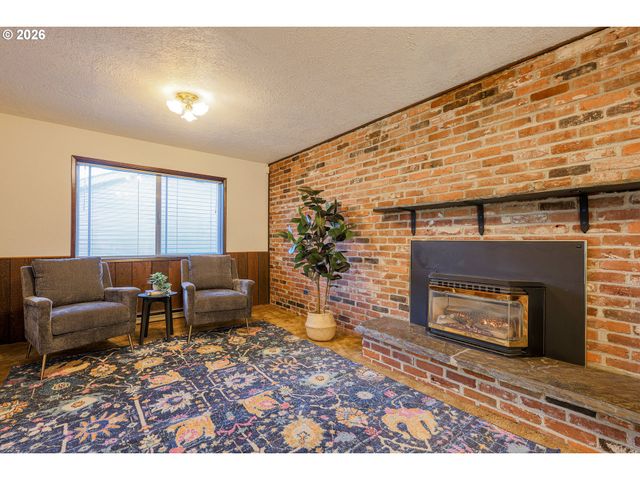 109 Ne 94TH St, Vancouver, WA 98665