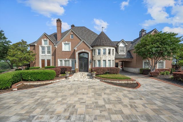 304 Dalview Court, Forney, TX 75126