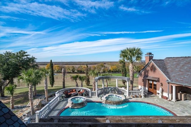 304 Dalview Court, Forney, TX 75126