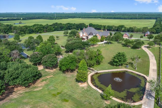 304 Dalview Court, Forney, TX 75126