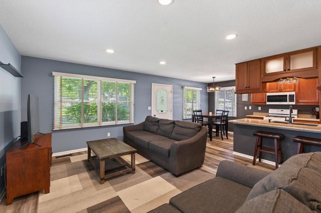 14295 55th Street N, Stillwater, MN 55082