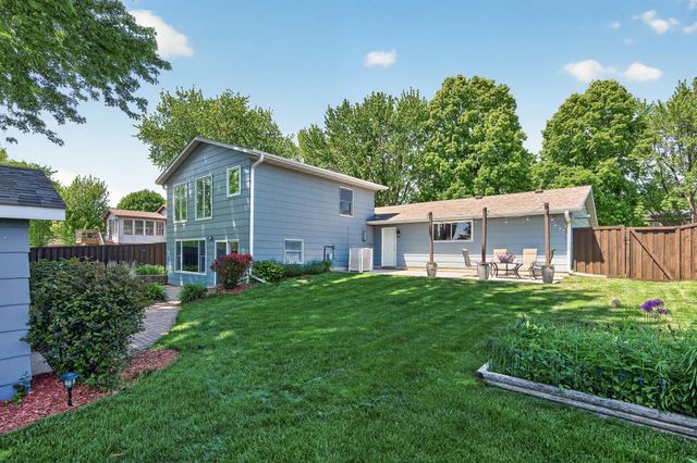 14295 55th Street N, Stillwater, MN 55082