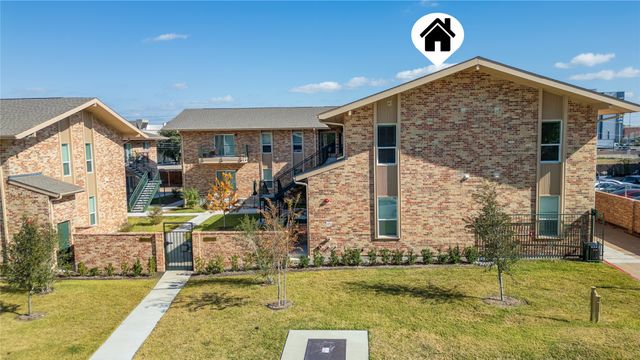 11218 Park Central Place D, Dallas, TX 75230