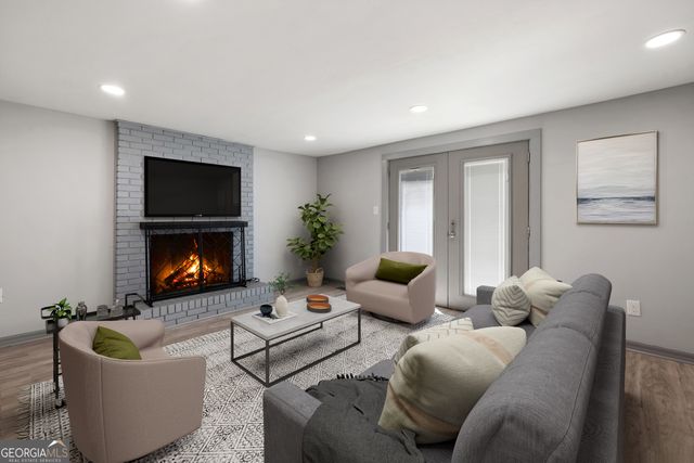 11 Swan Drive, Newnan, GA 30263