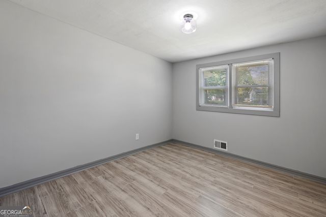 11 Swan Drive, Newnan, GA 30263