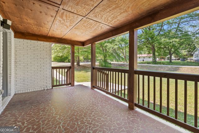 11 Swan Drive, Newnan, GA 30263