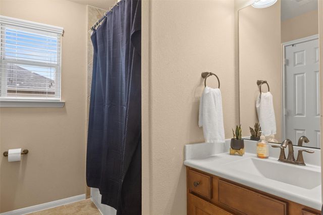 6102 Wickshire Drive, Rosenberg, TX 77471