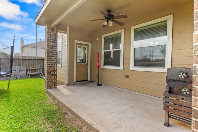 6102 Wickshire Drive, Rosenberg, TX 77471