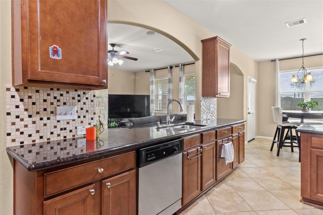 6102 Wickshire Drive, Rosenberg, TX 77471