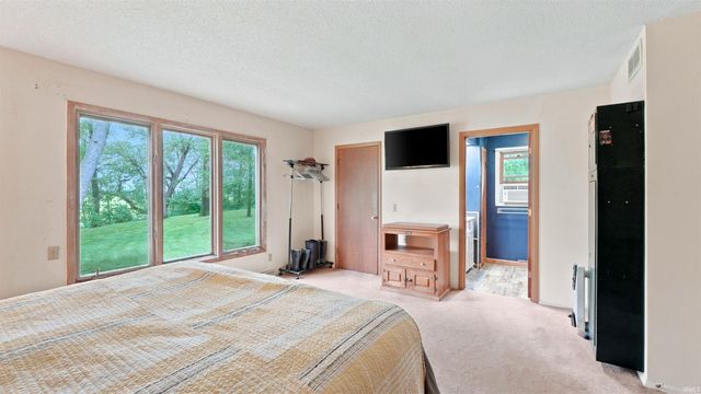 2167 W State Road 14, Rochester, IN 46975