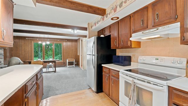 2167 W State Road 14, Rochester, IN 46975