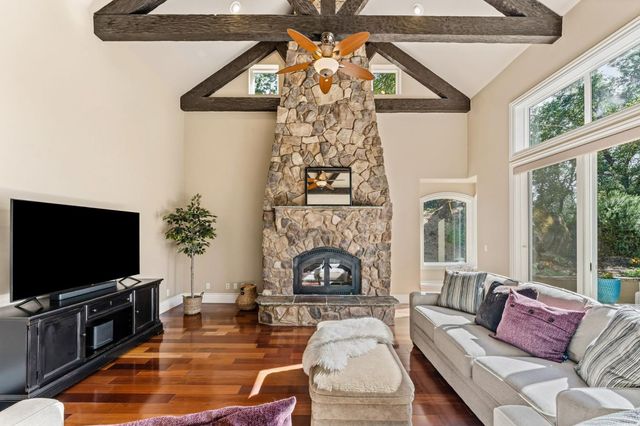 9734 Rim Rock Cir, Loomis, CA 95650