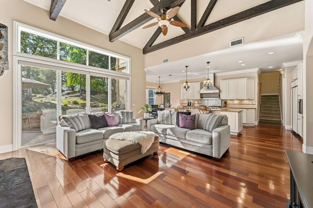 9734 Rim Rock Cir, Loomis, CA 95650