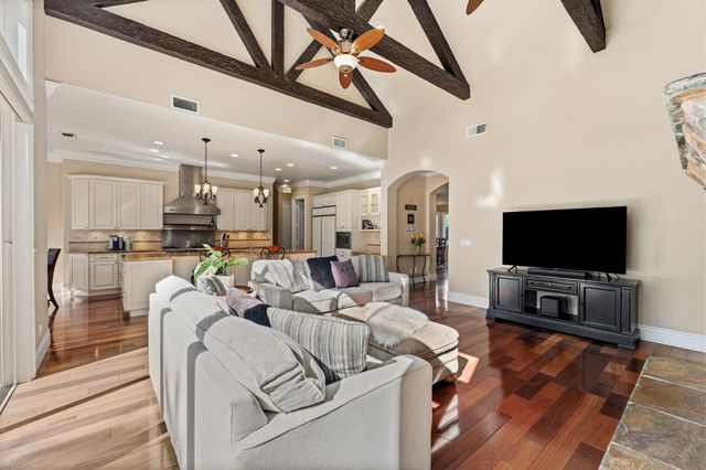 9734 Rim Rock Cir, Loomis, CA 95650