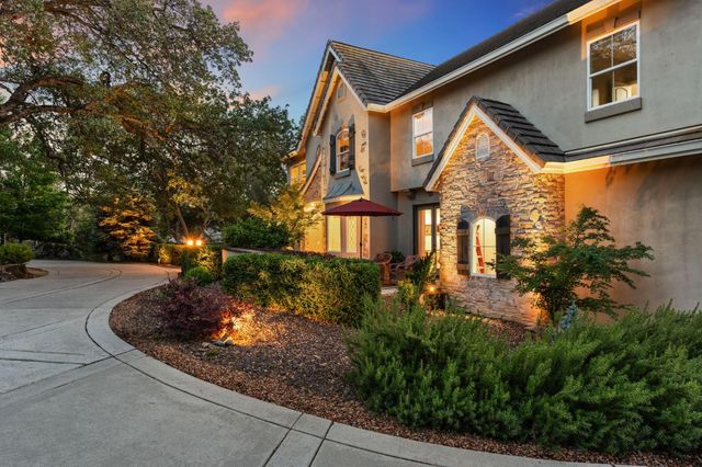 9734 Rim Rock Cir, Loomis, CA 95650