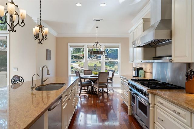 9734 Rim Rock Cir, Loomis, CA 95650