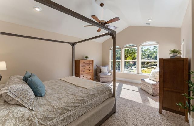 9734 Rim Rock Cir, Loomis, CA 95650