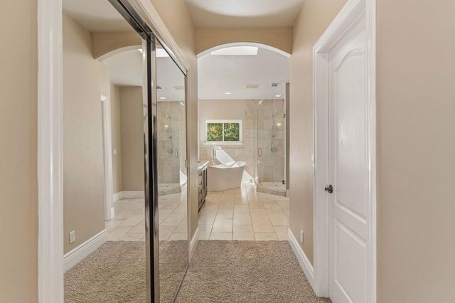 9734 Rim Rock Cir, Loomis, CA 95650