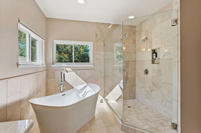 9734 Rim Rock Cir, Loomis, CA 95650