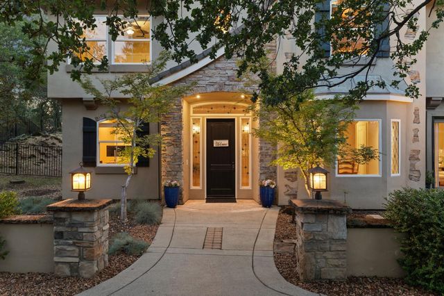 9734 Rim Rock Cir, Loomis, CA 95650