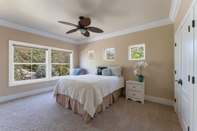 9734 Rim Rock Cir, Loomis, CA 95650
