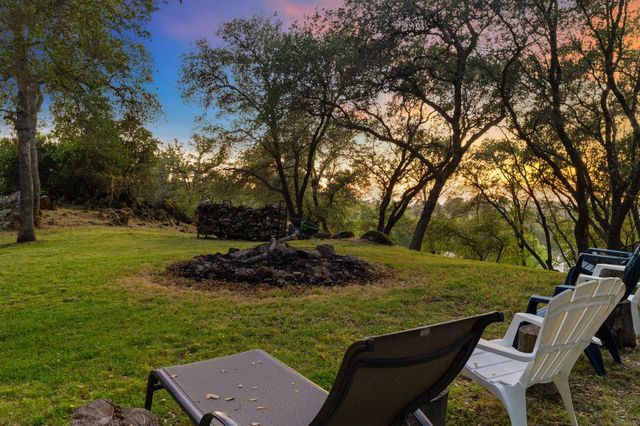 9734 Rim Rock Cir, Loomis, CA 95650