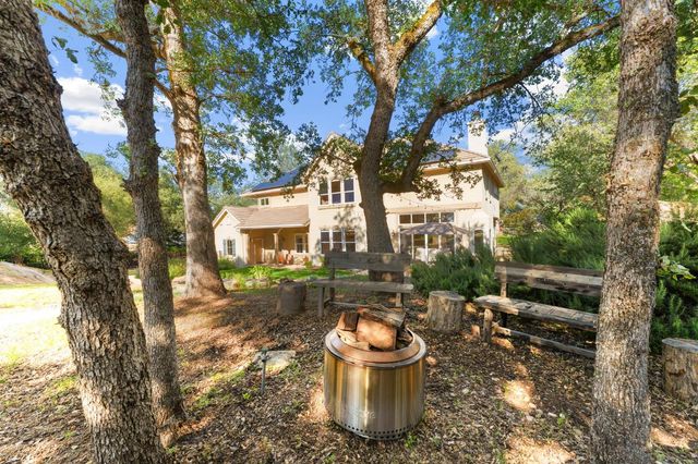 9734 Rim Rock Cir, Loomis, CA 95650
