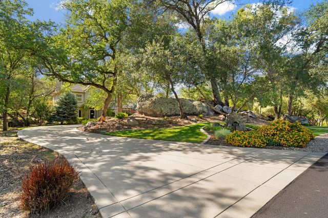 9734 Rim Rock Cir, Loomis, CA 95650