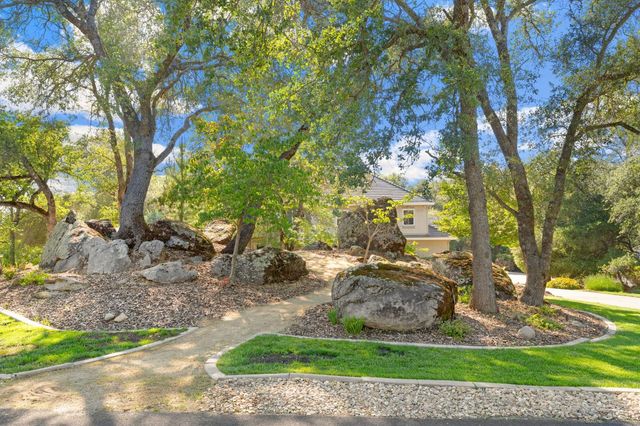 9734 Rim Rock Cir, Loomis, CA 95650