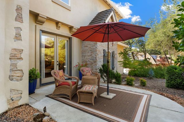 9734 Rim Rock Cir, Loomis, CA 95650