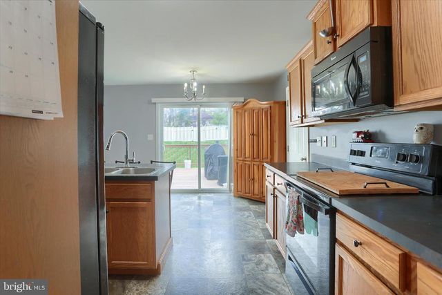 70 SHALIMAR DR, York Haven, PA 17370