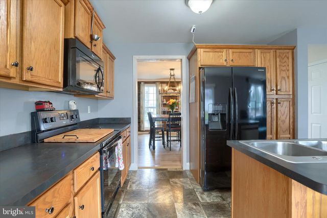 70 SHALIMAR DR, York Haven, PA 17370