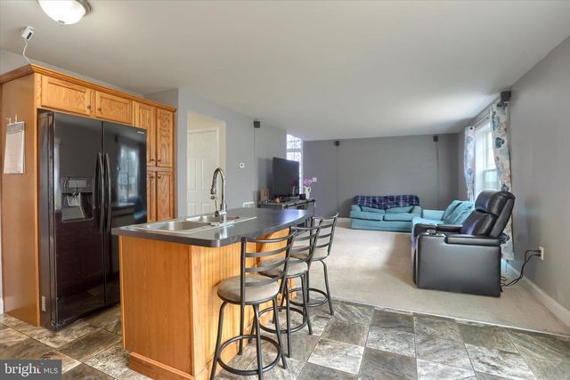 70 SHALIMAR DR, York Haven, PA 17370