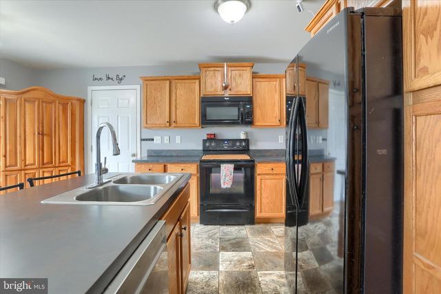 70 SHALIMAR DR, York Haven, PA 17370