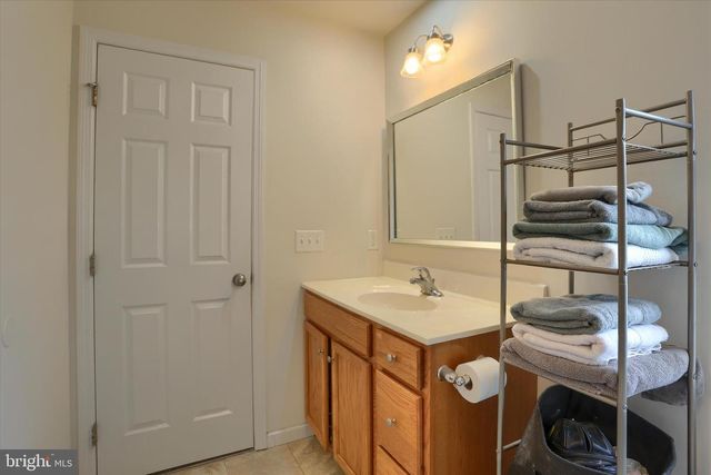 70 SHALIMAR DR, York Haven, PA 17370