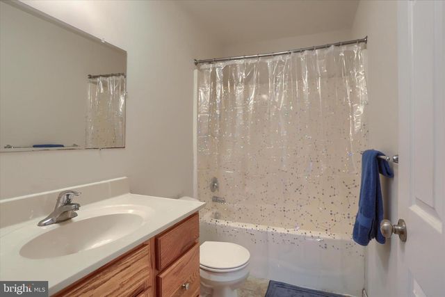 70 SHALIMAR DR, York Haven, PA 17370