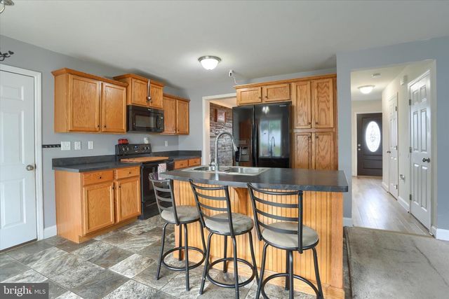70 SHALIMAR DR, York Haven, PA 17370